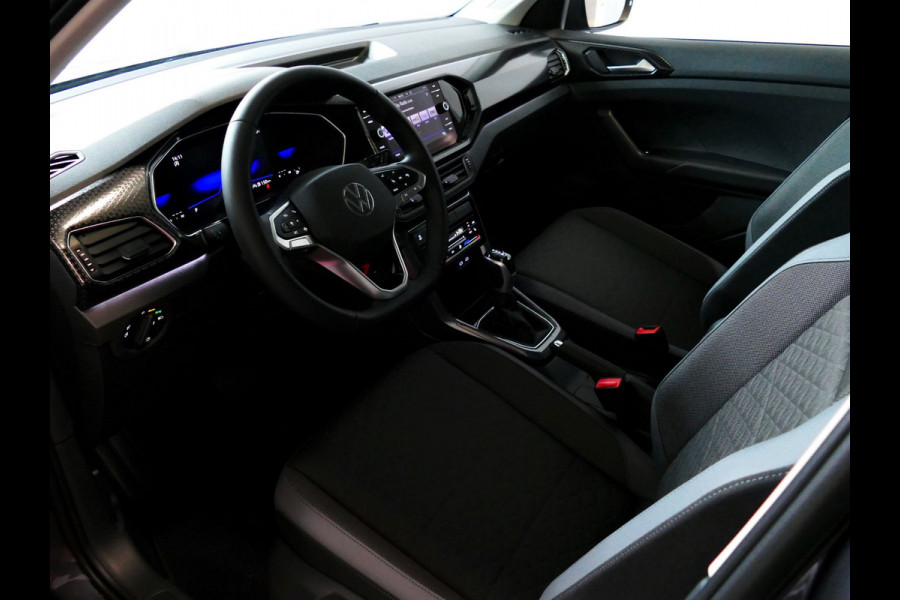 Volkswagen T-Cross 1.5 TSI 2024 150PK STYLE PLUS LMV CARPLAY NAVI VIR.COCKPIT LED CAMERA STOELVERW. ADAP.CRUIS DAB "Volkswagen rijden begint bij Topautos.nl – 75 topmodellen direct op voorraad!" Volkswagen T-Cross 1.5 TSI 2024 150PK STYLE PLUS LMV CARPLAY NAVI VIR.COCKPIT LED CAMERA STOELVERW. ADAP.CRUIS DAB "Volkswagen rijden begint bij Topautos.nl – 75 topmodellen direct op voorraad!"