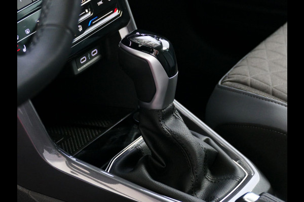 Volkswagen T-Cross 1.5 TSI 2024 150PK STYLE PLUS LMV CARPLAY NAVI VIR.COCKPIT LED CAMERA STOELVERW. ADAP.CRUIS DAB "Volkswagen rijden begint bij Topautos.nl – 75 topmodellen direct op voorraad!" Volkswagen T-Cross 1.5 TSI 2024 150PK STYLE PLUS LMV CARPLAY NAVI VIR.COCKPIT LED CAMERA STOELVERW. ADAP.CRUIS DAB "Volkswagen rijden begint bij Topautos.nl – 75 topmodellen direct op voorraad!"