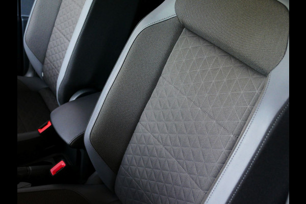 Volkswagen T-Cross 1.5 TSI 2024 150PK STYLE PLUS LMV CARPLAY NAVI VIR.COCKPIT LED CAMERA STOELVERW. ADAP.CRUIS DAB "Volkswagen rijden begint bij Topautos.nl – 75 topmodellen direct op voorraad!" Volkswagen T-Cross 1.5 TSI 2024 150PK STYLE PLUS LMV CARPLAY NAVI VIR.COCKPIT LED CAMERA STOELVERW. ADAP.CRUIS DAB "Volkswagen rijden begint bij Topautos.nl – 75 topmodellen direct op voorraad!"