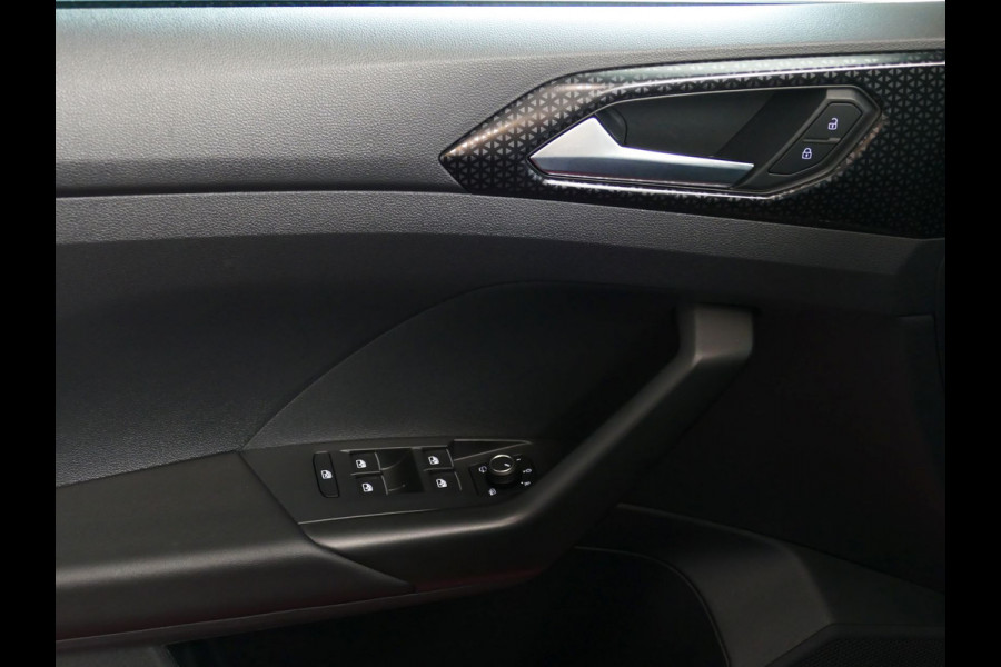 Volkswagen T-Cross 1.5 TSI 2024 150PK STYLE PLUS LMV CARPLAY NAVI VIR.COCKPIT LED CAMERA STOELVERW. ADAP.CRUIS DAB "Volkswagen rijden begint bij Topautos.nl – 75 topmodellen direct op voorraad!" Volkswagen T-Cross 1.5 TSI 2024 150PK STYLE PLUS LMV CARPLAY NAVI VIR.COCKPIT LED CAMERA STOELVERW. ADAP.CRUIS DAB "Volkswagen rijden begint bij Topautos.nl – 75 topmodellen direct op voorraad!"