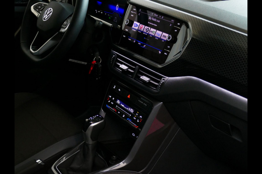 Volkswagen T-Cross 1.5 TSI 2024 150PK STYLE PLUS LMV CARPLAY NAVI VIR.COCKPIT LED CAMERA STOELVERW. ADAP.CRUIS DAB "Volkswagen rijden begint bij Topautos.nl – 75 topmodellen direct op voorraad!" Volkswagen T-Cross 1.5 TSI 2024 150PK STYLE PLUS LMV CARPLAY NAVI VIR.COCKPIT LED CAMERA STOELVERW. ADAP.CRUIS DAB "Volkswagen rijden begint bij Topautos.nl – 75 topmodellen direct op voorraad!"