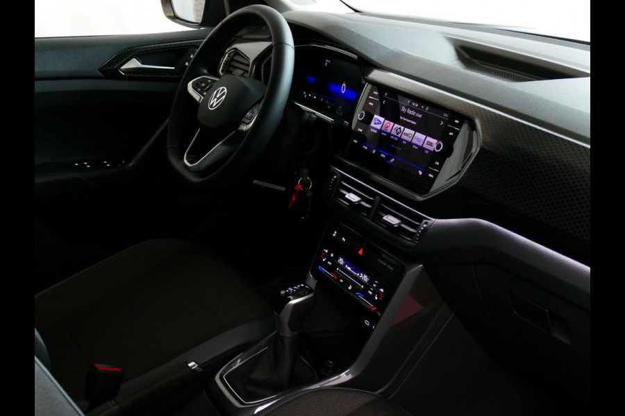 Volkswagen T-Cross 1.5 TSI 2024 150PK STYLE PLUS LMV CARPLAY NAVI VIR.COCKPIT LED CAMERA STOELVERW. ADAP.CRUIS DAB "Volkswagen rijden begint bij Topautos.nl – 75 topmodellen direct op voorraad!" Volkswagen T-Cross 1.5 TSI 2024 150PK STYLE PLUS LMV CARPLAY NAVI VIR.COCKPIT LED CAMERA STOELVERW. ADAP.CRUIS DAB "Volkswagen rijden begint bij Topautos.nl – 75 topmodellen direct op voorraad!"