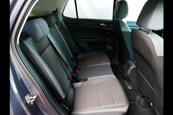 Volkswagen T-Cross 1.5 TSI 2024 150PK STYLE PLUS LMV CARPLAY NAVI VIR.COCKPIT LED CAMERA STOELVERW. ADAP.CRUIS DAB "Volkswagen rijden begint bij Topautos.nl – 75 topmodellen direct op voorraad!" Volkswagen T-Cross 1.5 TSI 2024 150PK STYLE PLUS LMV CARPLAY NAVI VIR.COCKPIT LED CAMERA STOELVERW. ADAP.CRUIS DAB "Volkswagen rijden begint bij Topautos.nl – 75 topmodellen direct op voorraad!"