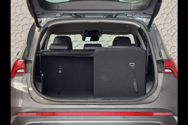 Hyundai Santa Fe 1.6 T-GDI PHEV PREMIUM 7P AWD LEER ELEK.KLEP CAMERA NAVI STOEL/STUUR VERW. PLUG IN HYBRID phev