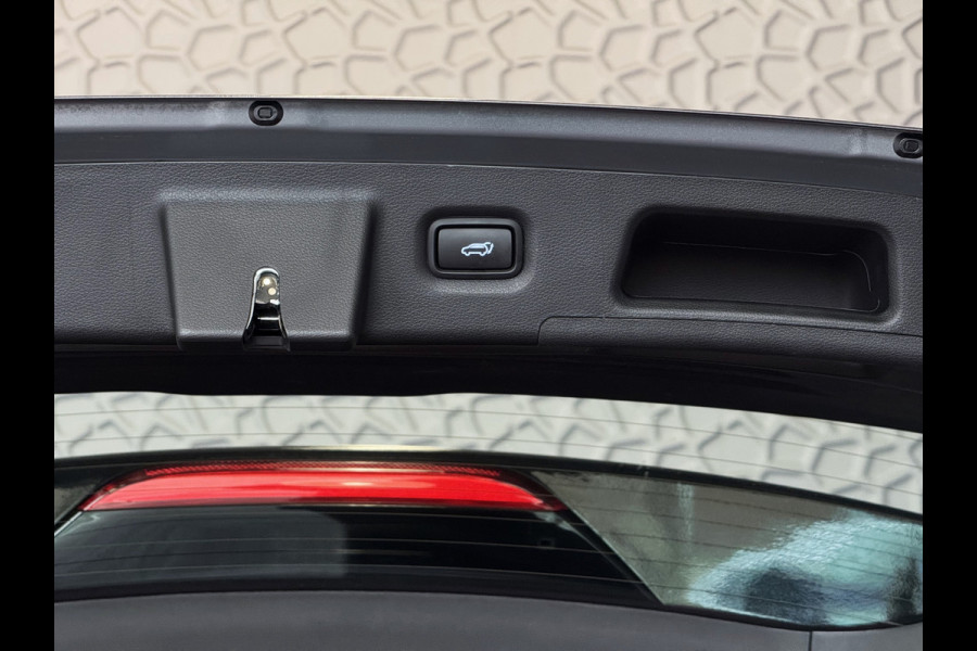Hyundai Santa Fe 1.6 T-GDI PHEV PREMIUM 7P AWD LEER ELEK.KLEP CAMERA NAVI STOEL/STUUR VERW. PLUG IN HYBRID phev