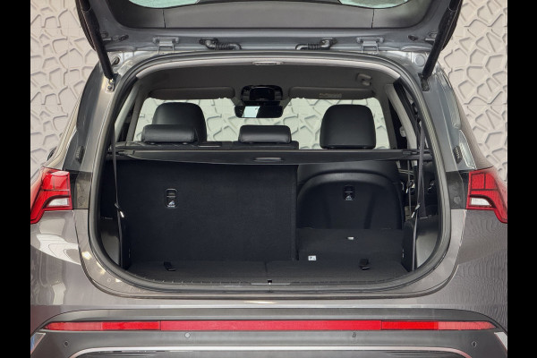 Hyundai Santa Fe 1.6 T-GDI PHEV PREMIUM 7P AWD LEER ELEK.KLEP CAMERA NAVI STOEL/STUUR VERW. PLUG IN HYBRID phev