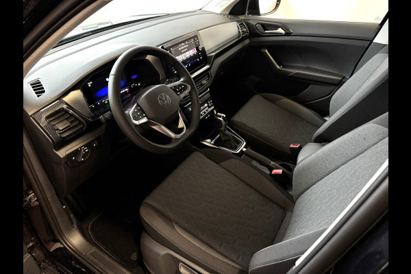 Volkswagen T-Cross NIEUWE AUTO / 150PK 1.5 / MODEL 2025 LED V+A CAMERA DIG.COCKPIT PRO STOELVERW KEYLESS P-ASSIST "Volkswagen rijden begint bij Topautos.nl – 75 topmodellen direct op voorraad!"