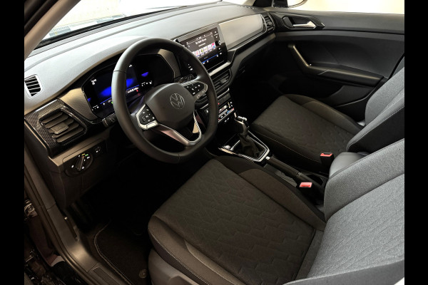 Volkswagen T-Cross NIEUWE AUTO / 150PK 1.5 / MODEL 2025 LED V+A CAMERA DIG.COCKPIT PRO STOELVERW KEYLESS P-ASSIST "Volkswagen rijden begint bij Topautos.nl – 75 topmodellen direct op voorraad!"