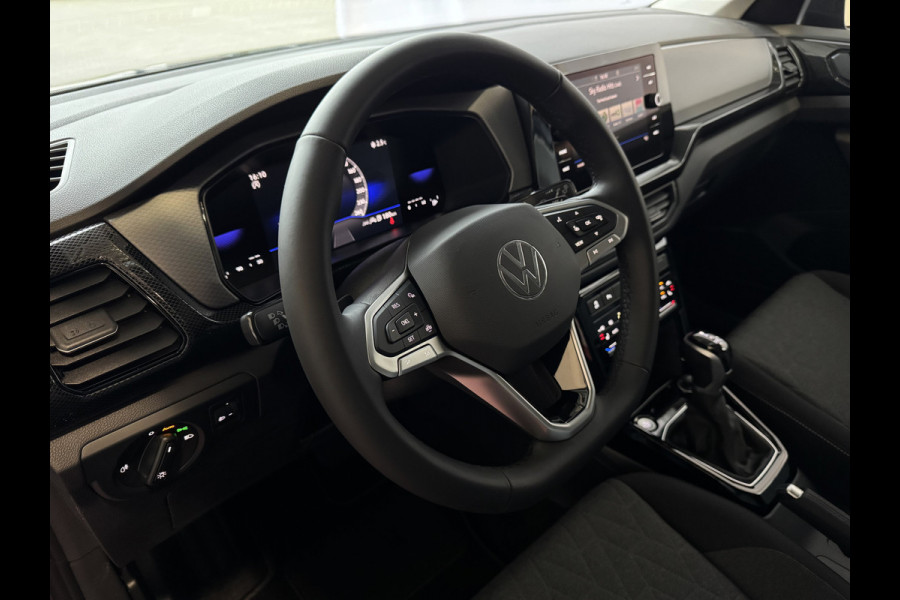 Volkswagen T-Cross NIEUWE AUTO / 150PK 1.5 / MODEL 2025 LED V+A CAMERA DIG.COCKPIT PRO STOELVERW KEYLESS P-ASSIST "Volkswagen rijden begint bij Topautos.nl – 75 topmodellen direct op voorraad!"