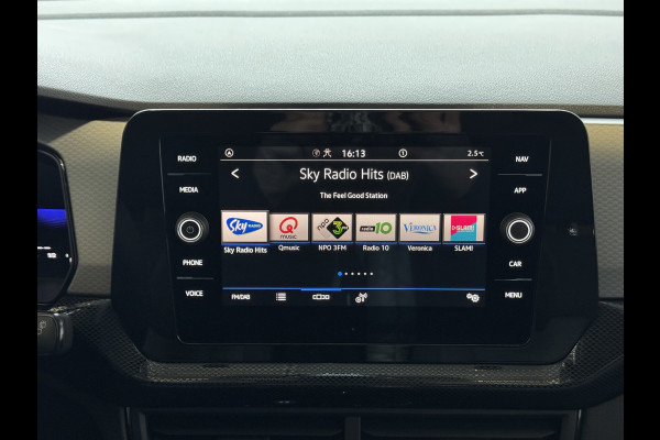 Volkswagen T-Cross NIEUWE AUTO / 150PK 1.5 / MODEL 2025 LED V+A CAMERA DIG.COCKPIT PRO STOELVERW KEYLESS P-ASSIST "Volkswagen rijden begint bij Topautos.nl – 75 topmodellen direct op voorraad!"