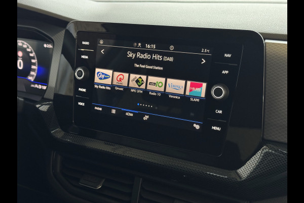 Volkswagen T-Cross NIEUWE AUTO / 150PK 1.5 / MODEL 2025 LED V+A CAMERA DIG.COCKPIT PRO STOELVERW KEYLESS P-ASSIST "Volkswagen rijden begint bij Topautos.nl – 75 topmodellen direct op voorraad!"