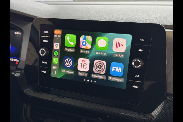 Volkswagen T-Cross NIEUWE AUTO / 150PK 1.5 / MODEL 2025 LED V+A CAMERA DIG.COCKPIT PRO STOELVERW KEYLESS P-ASSIST "Volkswagen rijden begint bij Topautos.nl – 75 topmodellen direct op voorraad!"