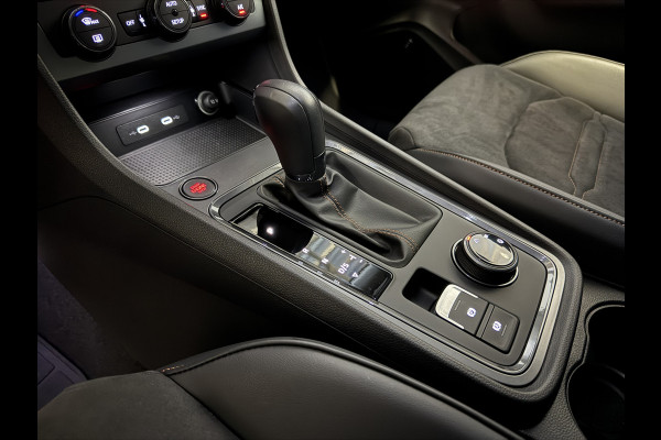 CUPRA Ateca 1.5 TSI 2.788KM.  BEATS MATRIX LED ELEK.KLEP TREKHAAK NAVI CAMERA CARPLAY STOEL/STUUR VERW 09/2024