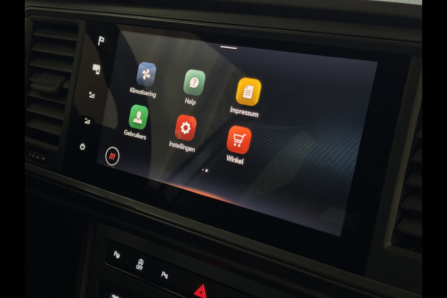 CUPRA Ateca 1.5 TSI 2.788KM.  BEATS MATRIX LED ELEK.KLEP TREKHAAK NAVI CAMERA CARPLAY STOEL/STUUR VERW 09/2024