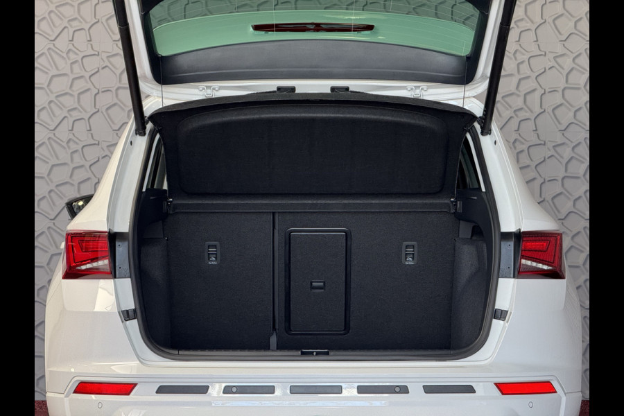 CUPRA Ateca 1.5 TSI 2.788KM.  BEATS MATRIX LED ELEK.KLEP TREKHAAK NAVI CAMERA CARPLAY STOEL/STUUR VERW 09/2024