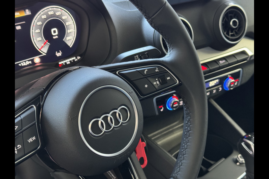 Audi Q2 35 TFSI 1.5 S EDITION FACELIFT 150 PK VIR.COCKPIT TOUCHSCREEN CARPLAY NAVI CAMERA LED STOELVERW. PDC 2025 "Audi rijden begint bij Topautos.nl – 20 Audi topmodellen direct op voorraad!"