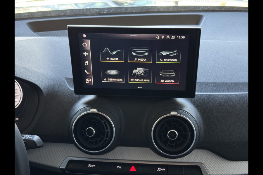 Audi Q2 35 TFSI 1.5 S EDITION FACELIFT 150 PK VIR.COCKPIT TOUCHSCREEN CARPLAY NAVI CAMERA LED STOELVERW. PDC 2025 "Audi rijden begint bij Topautos.nl – 20 Audi topmodellen direct op voorraad!"