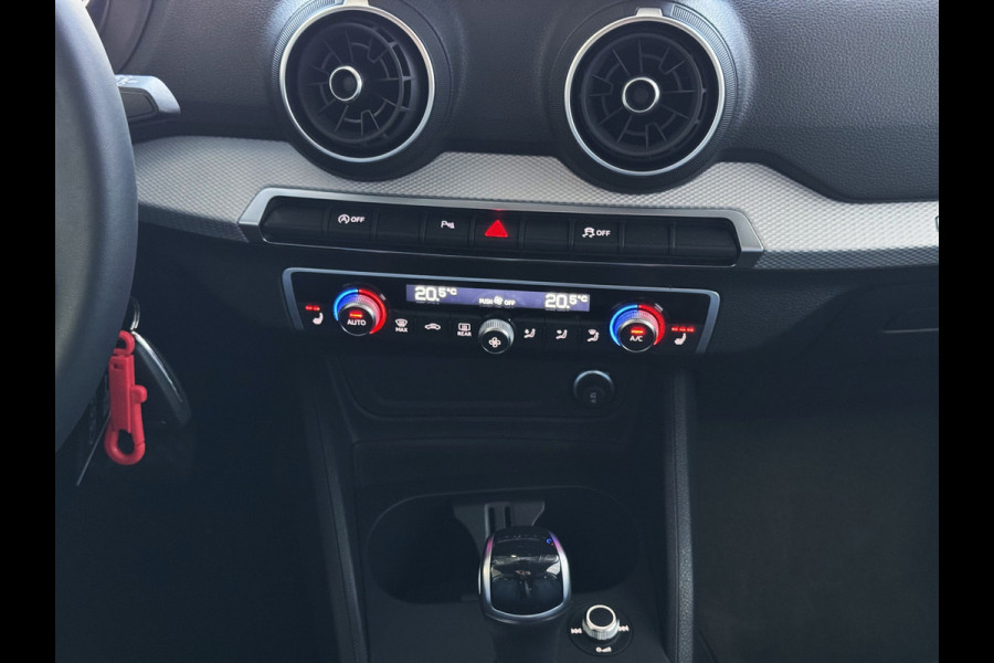 Audi Q2 35 TFSI 1.5 S EDITION FACELIFT 150 PK VIR.COCKPIT TOUCHSCREEN CARPLAY NAVI CAMERA LED STOELVERW. PDC 2025 "Audi rijden begint bij Topautos.nl – 20 Audi topmodellen direct op voorraad!"