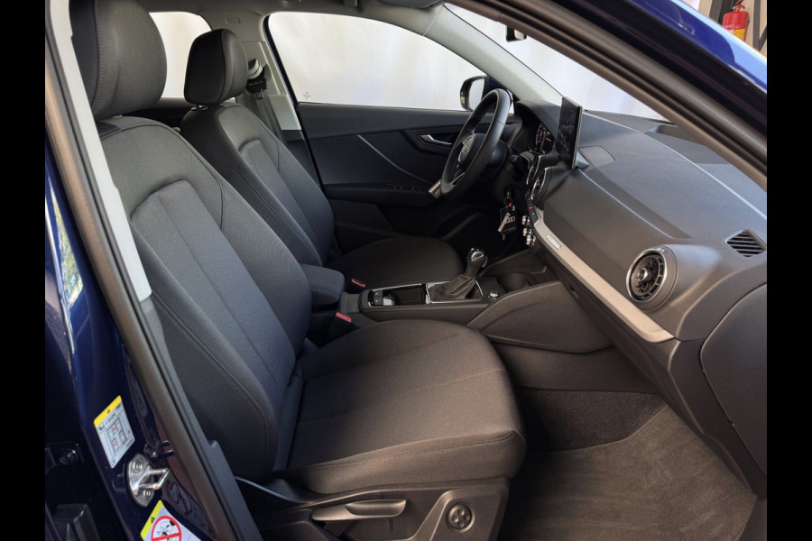 Audi Q2 35 TFSI 1.5 S EDITION FACELIFT 150 PK VIR.COCKPIT TOUCHSCREEN CARPLAY NAVI CAMERA LED STOELVERW. PDC 2025 "Audi rijden begint bij Topautos.nl – 20 Audi topmodellen direct op voorraad!"