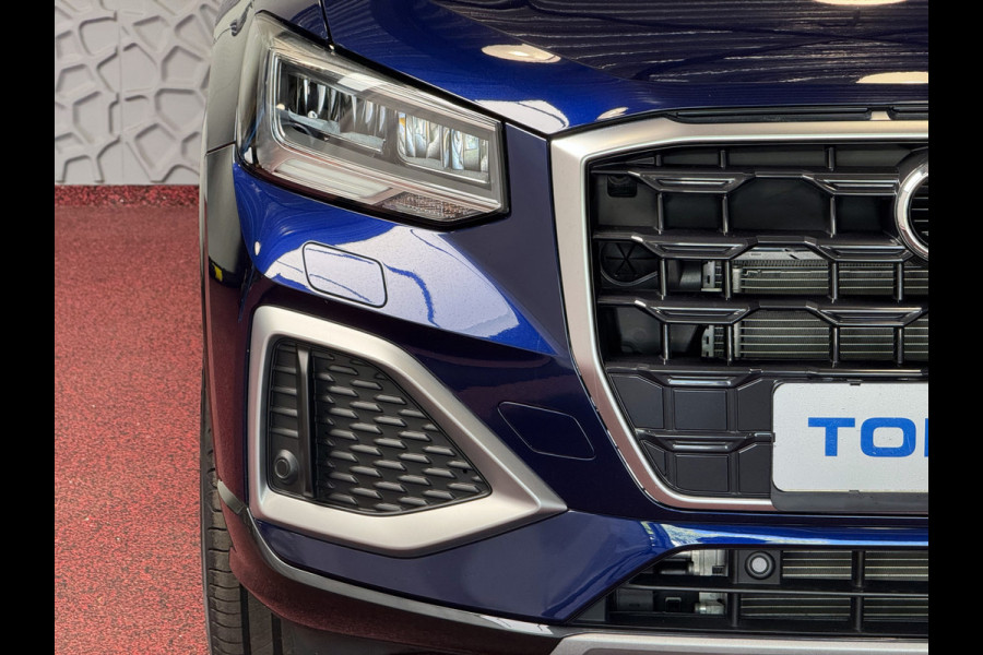 Audi Q2 35 TFSI 1.5 S EDITION FACELIFT 150 PK VIR.COCKPIT TOUCHSCREEN CARPLAY NAVI CAMERA LED STOELVERW. PDC 2025 "Audi rijden begint bij Topautos.nl – 20 Audi topmodellen direct op voorraad!"