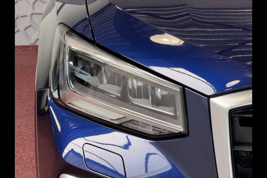 Audi Q2 35 TFSI 1.5 S EDITION FACELIFT 150 PK VIR.COCKPIT TOUCHSCREEN CARPLAY NAVI CAMERA LED STOELVERW. PDC 2025 "Audi rijden begint bij Topautos.nl – 20 Audi topmodellen direct op voorraad!"