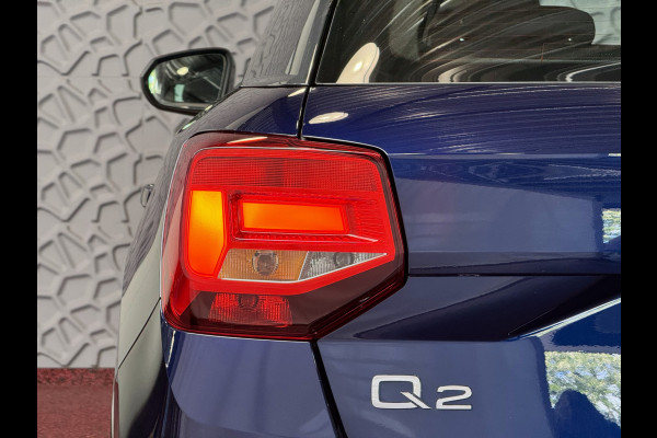 Audi Q2 35 TFSI 1.5 S EDITION FACELIFT 150 PK VIR.COCKPIT TOUCHSCREEN CARPLAY NAVI CAMERA LED STOELVERW. PDC 2025 "Audi rijden begint bij Topautos.nl – 20 Audi topmodellen direct op voorraad!"