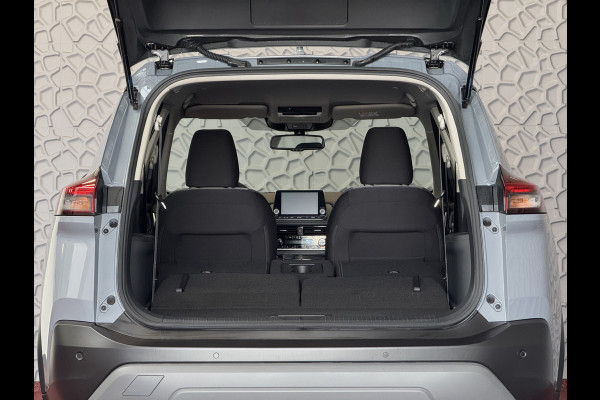 Nissan X-Trail 1.5 MHEV 7PERS. 1800 KG TREK. STOEL/BANK/RUIT CARPLAY NAVI VERW. LED ADAP.CRUISE 7P 7 PERSOONS 10/2024