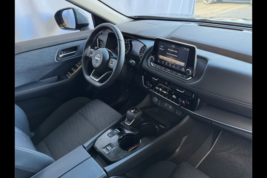 Nissan X-Trail 1.5 MHEV 7PERS. 1800 KG TREK. STOEL/BANK/RUIT CARPLAY NAVI VERW. LED ADAP.CRUISE 7P 7 PERSOONS 10/2024