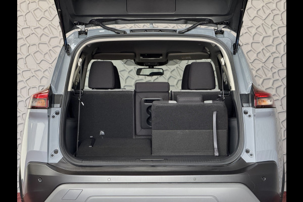Nissan X-Trail 1.5 MHEV 7PERS. 1800 KG TREK. STOEL/BANK/RUIT CARPLAY NAVI VERW. LED ADAP.CRUISE 7P 7 PERSOONS 10/2024