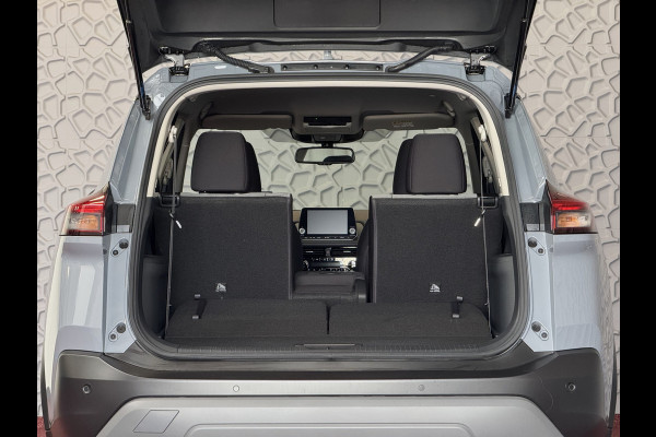 Nissan X-Trail 1.5 MHEV 7PERS. 1800 KG TREK. STOEL/BANK/RUIT CARPLAY NAVI VERW. LED ADAP.CRUISE 7P 7 PERSOONS 10/2024
