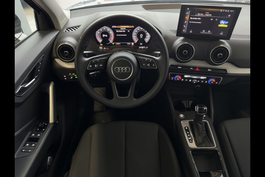 Audi Q2 35 TFSI 1.5 S EDITION 150PK VIR.COCKPIT ELEK.KLEP TOUCHSCREEN CARPLAY NAVI CAMERA MATRIX LED STOELVERW. PDC KEYLESS 06/2024 "Audi rijden begint bij Topautos.nl – 20 Audi topmodellen direct op voorraad!"