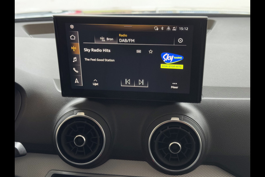 Audi Q2 35 TFSI 1.5 S EDITION 150PK VIR.COCKPIT ELEK.KLEP TOUCHSCREEN CARPLAY NAVI CAMERA MATRIX LED STOELVERW. PDC KEYLESS 06/2024 "Audi rijden begint bij Topautos.nl – 20 Audi topmodellen direct op voorraad!"
