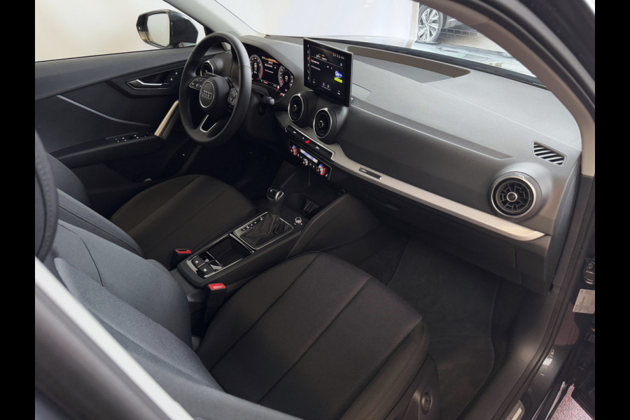 Audi Q2 35 TFSI 1.5 S EDITION 150PK VIR.COCKPIT ELEK.KLEP TOUCHSCREEN CARPLAY NAVI CAMERA MATRIX LED STOELVERW. PDC KEYLESS 06/2024 "Audi rijden begint bij Topautos.nl – 20 Audi topmodellen direct op voorraad!"