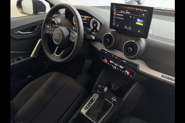 Audi Q2 35 TFSI 1.5 S EDITION 150PK VIR.COCKPIT ELEK.KLEP TOUCHSCREEN CARPLAY NAVI CAMERA MATRIX LED STOELVERW. PDC KEYLESS 06/2024 "Audi rijden begint bij Topautos.nl – 20 Audi topmodellen direct op voorraad!"