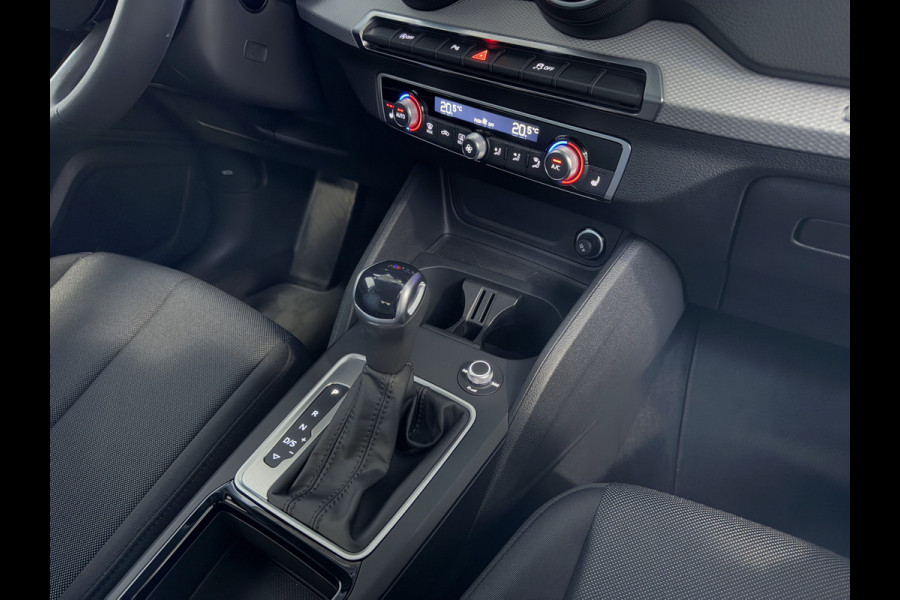 Audi Q2 35 TFSI 1.5 S EDITION 150PK VIR.COCKPIT ELEK.KLEP TOUCHSCREEN CARPLAY NAVI CAMERA MATRIX LED STOELVERW. PDC KEYLESS 06/2024 "Audi rijden begint bij Topautos.nl – 20 Audi topmodellen direct op voorraad!"