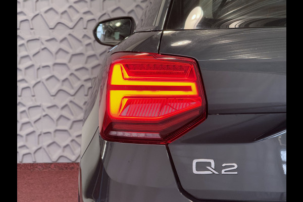 Audi Q2 35 TFSI 1.5 S EDITION 150PK VIR.COCKPIT ELEK.KLEP TOUCHSCREEN CARPLAY NAVI CAMERA MATRIX LED STOELVERW. PDC KEYLESS 06/2024 "Audi rijden begint bij Topautos.nl – 20 Audi topmodellen direct op voorraad!"