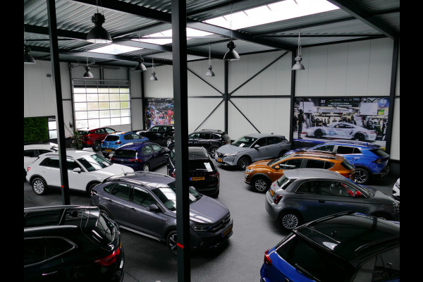 Volkswagen T-Cross ✅ NIEUWE AUTO ✅ 1.5 TSI 150PK R-LINE EDITION TREKHAAK LED 18''LMV IQ CAMERA STOELVERW BLINDSPOT ✅2025✅ "Volkswagen rijden begint bij Topautos.nl – 75 topmodellen direct op voorraad!"