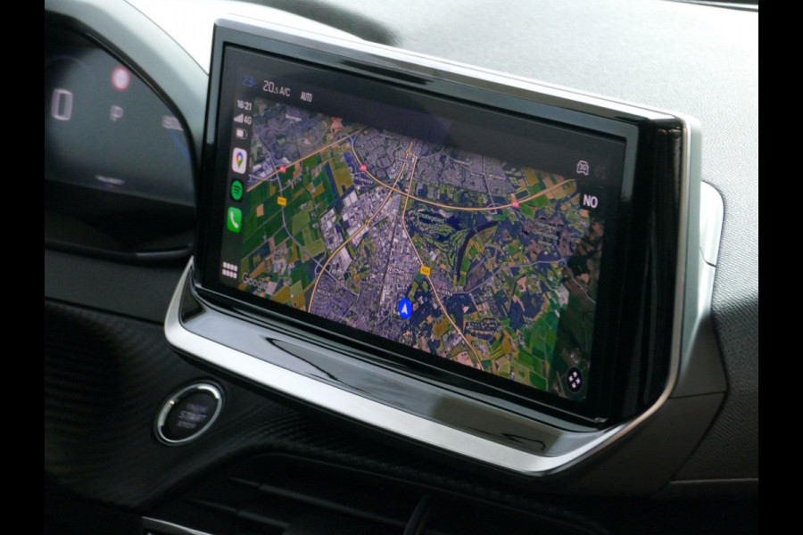 Peugeot 2008 1.2 130PK MET TREKHAAK BLACK EDITION BLINDSPOT CARPLAY NAVI LED VIR.COCKPIT 360.CAMERA ADAP.CRUISE KEYLESS STOELVERW. 11/2024