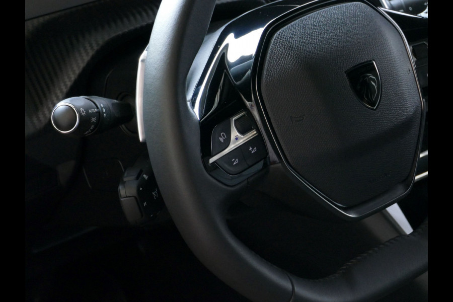 Peugeot 2008 1.2 130PK MET TREKHAAK BLACK EDITION BLINDSPOT CARPLAY NAVI LED VIR.COCKPIT 360.CAMERA ADAP.CRUISE KEYLESS STOELVERW. 11/2024