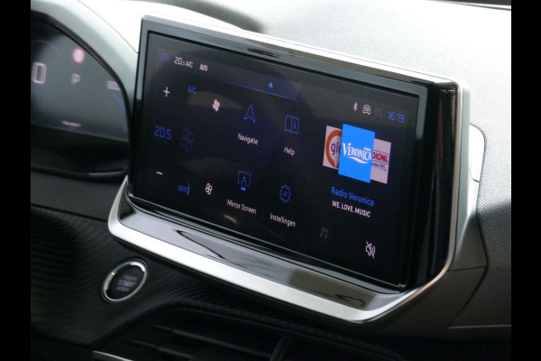 Peugeot 2008 1.2 130PK MET TREKHAAK BLACK EDITION BLINDSPOT CARPLAY NAVI LED VIR.COCKPIT 360.CAMERA ADAP.CRUISE KEYLESS STOELVERW. 11/2024