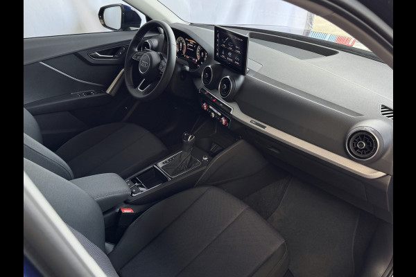 Audi Q2 35 TFSI 1.5 S EDITION NAVARRA BLAUW ELEK.KLEP 150PK VIR.COCKPIT 18''LMV TOUCHSCREEN CARPLAY NAVI CAMERA LED STOELVERW. PDC 03/2025 "Audi rijden begint bij Topautos.nl – 20 Audi topmodellen direct op voorraad!"