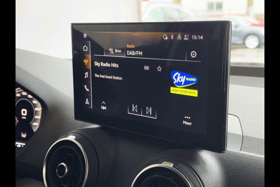 Audi Q2 35 TFSI 1.5 S EDITION NAVARRA BLAUW ELEK.KLEP 150PK VIR.COCKPIT 18''LMV TOUCHSCREEN CARPLAY NAVI CAMERA LED STOELVERW. PDC 03/2025 "Audi rijden begint bij Topautos.nl – 20 Audi topmodellen direct op voorraad!"