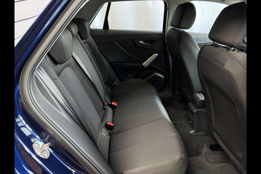 Audi Q2 35 TFSI 1.5 S EDITION NAVARRA BLAUW ELEK.KLEP 150PK VIR.COCKPIT 18''LMV TOUCHSCREEN CARPLAY NAVI CAMERA LED STOELVERW. PDC 03/2025 "Audi rijden begint bij Topautos.nl – 20 Audi topmodellen direct op voorraad!"