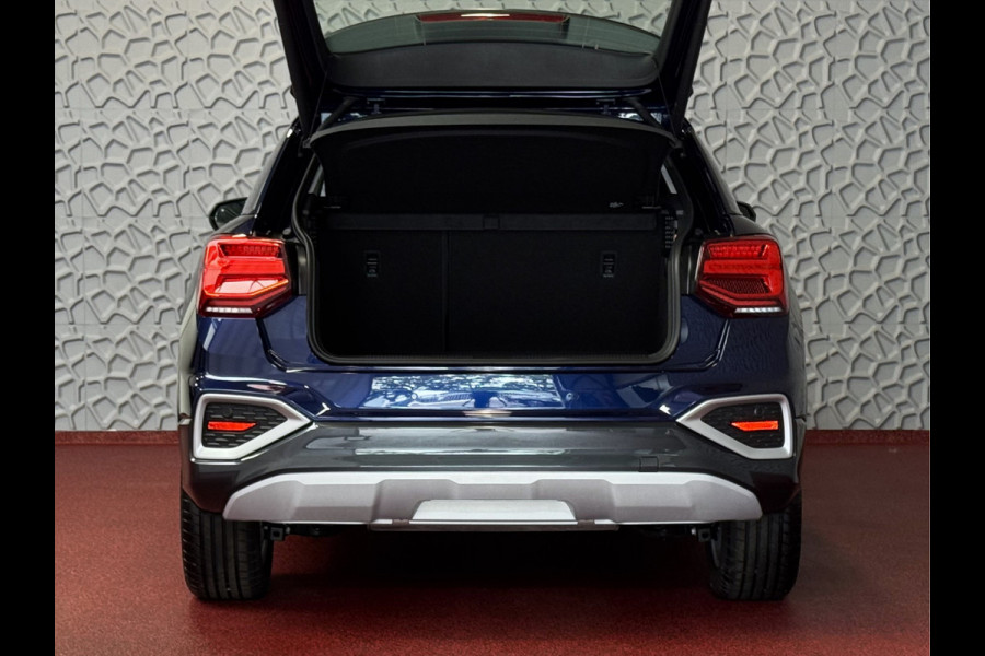 Audi Q2 35 TFSI 1.5 S EDITION NAVARRA BLAUW ELEK.KLEP 150PK VIR.COCKPIT 18''LMV TOUCHSCREEN CARPLAY NAVI CAMERA LED STOELVERW. PDC 03/2025 "Audi rijden begint bij Topautos.nl – 20 Audi topmodellen direct op voorraad!"