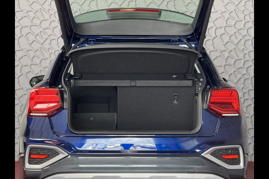 Audi Q2 35 TFSI 1.5 S EDITION NAVARRA BLAUW ELEK.KLEP 150PK VIR.COCKPIT 18''LMV TOUCHSCREEN CARPLAY NAVI CAMERA LED STOELVERW. PDC 03/2025 "Audi rijden begint bij Topautos.nl – 20 Audi topmodellen direct op voorraad!"