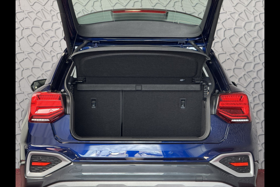 Audi Q2 35 TFSI 1.5 S EDITION NAVARRA BLAUW ELEK.KLEP 150PK VIR.COCKPIT 18''LMV TOUCHSCREEN CARPLAY NAVI CAMERA LED STOELVERW. PDC 03/2025 "Audi rijden begint bij Topautos.nl – 20 Audi topmodellen direct op voorraad!"