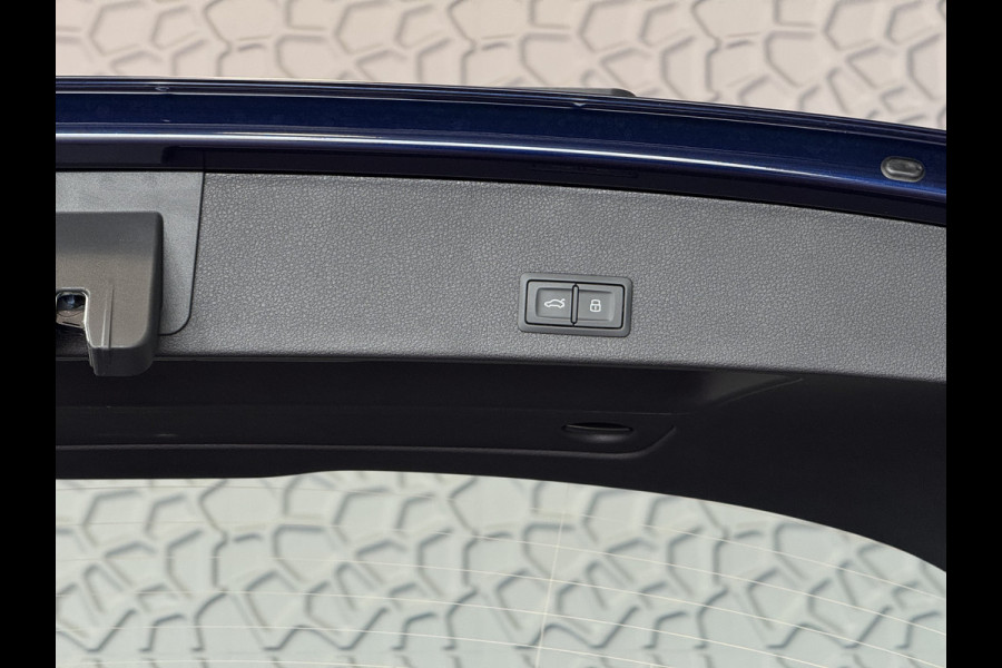 Audi Q2 35 TFSI 1.5 S EDITION NAVARRA BLAUW ELEK.KLEP 150PK VIR.COCKPIT 18''LMV TOUCHSCREEN CARPLAY NAVI CAMERA LED STOELVERW. PDC 03/2025 "Audi rijden begint bij Topautos.nl – 20 Audi topmodellen direct op voorraad!"