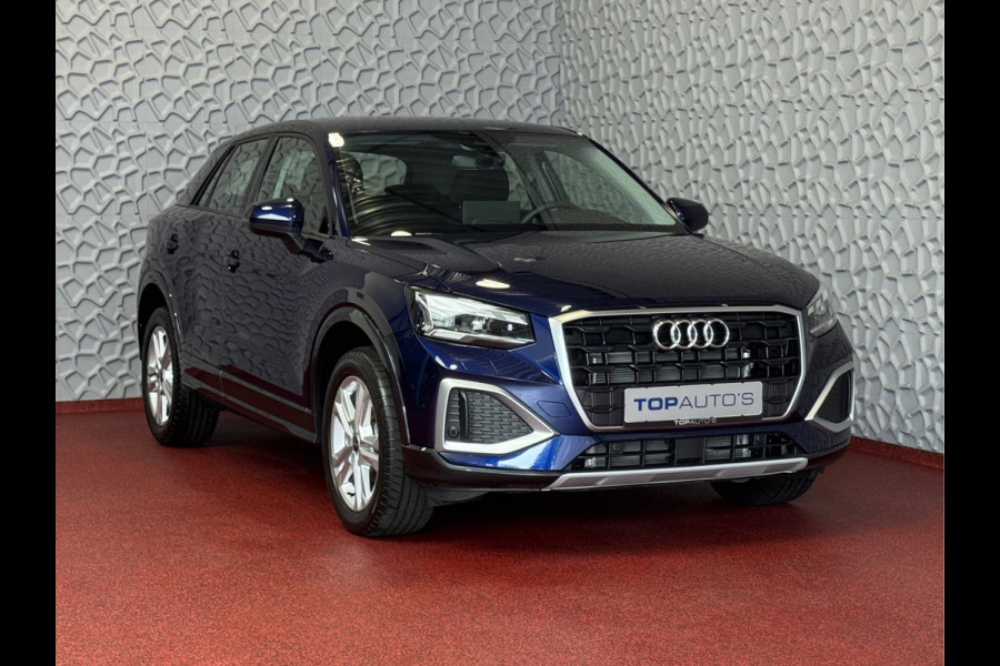 Audi Q2 35 TFSI 1.5 S EDITION NAVARRA BLAUW ELEK.KLEP 150PK VIR.COCKPIT 18''LMV TOUCHSCREEN CARPLAY NAVI CAMERA LED STOELVERW. PDC 03/2025 "Audi rijden begint bij Topautos.nl – 20 Audi topmodellen direct op voorraad!"
