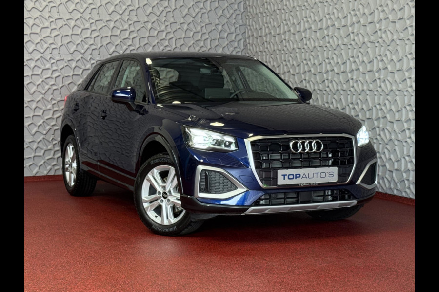 Audi Q2 35 TFSI 1.5 S EDITION NAVARRA BLAUW ELEK.KLEP 150PK VIR.COCKPIT 18''LMV TOUCHSCREEN CARPLAY NAVI CAMERA LED STOELVERW. PDC 03/2025 "Audi rijden begint bij Topautos.nl – 20 Audi topmodellen direct op voorraad!"