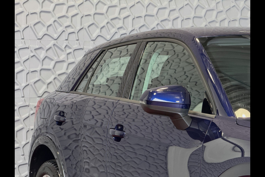 Audi Q2 35 TFSI 1.5 S EDITION NAVARRA BLAUW ELEK.KLEP 150PK VIR.COCKPIT 18''LMV TOUCHSCREEN CARPLAY NAVI CAMERA LED STOELVERW. PDC 03/2025 "Audi rijden begint bij Topautos.nl – 20 Audi topmodellen direct op voorraad!"